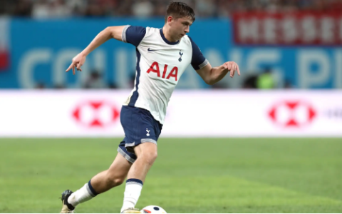 Mikey Steven Danny Moore - Talenti Calciatori Mikey Steven Danny Moore - Talenti Calciatori